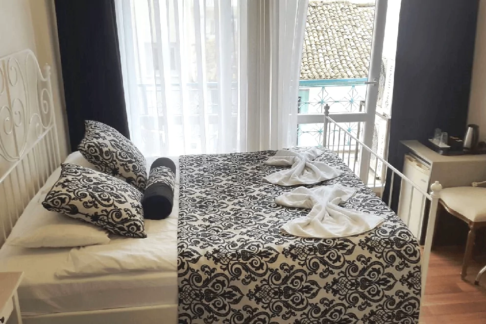 Comfort Double Bed - 1 Afra Hotel